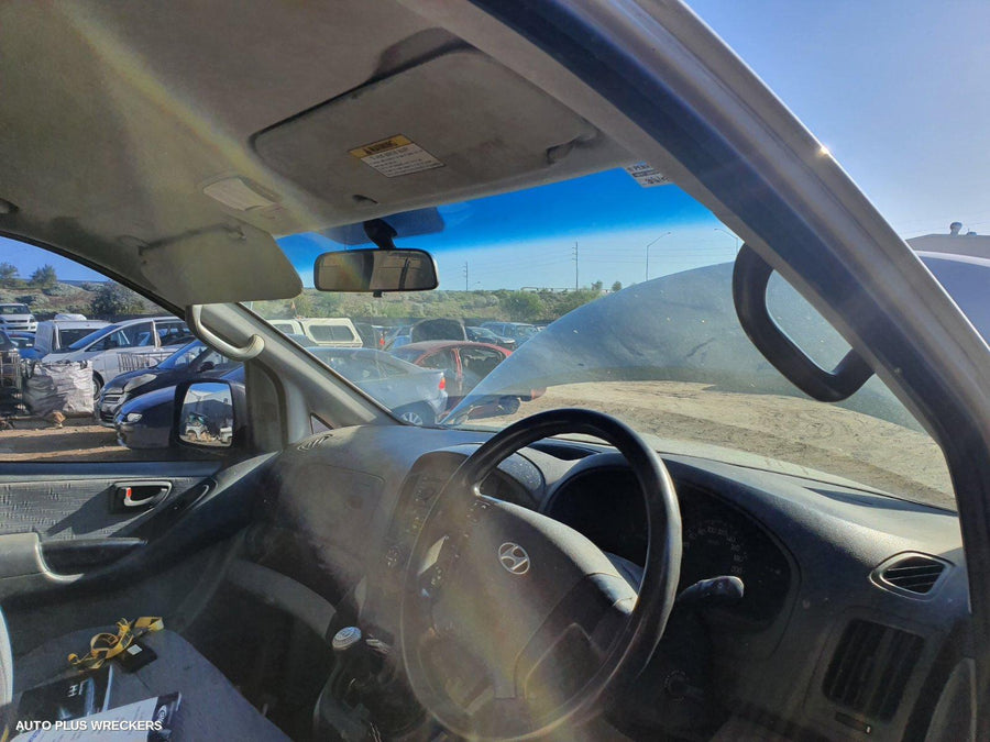 2010 Hyundai Iload/imax Left Door Mirror