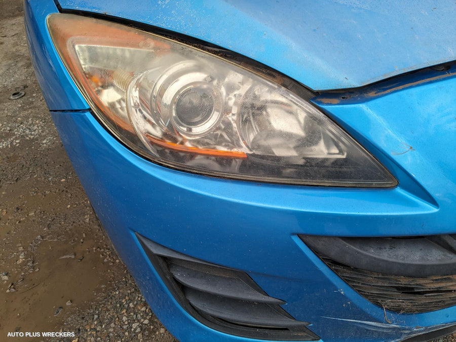 2009 Mazda 3 Headrest