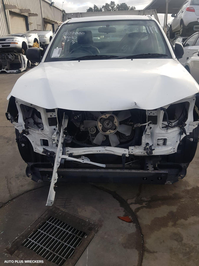 2014 Toyota Hilux Sunvisor