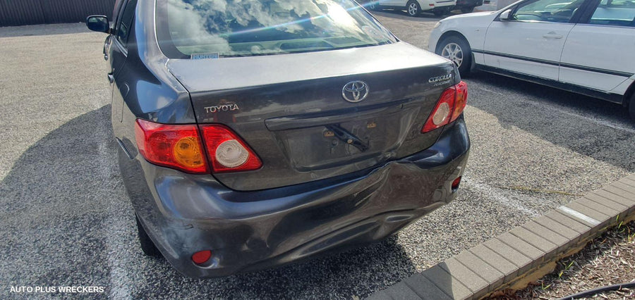 2007 Toyota Corolla Right Front Door
