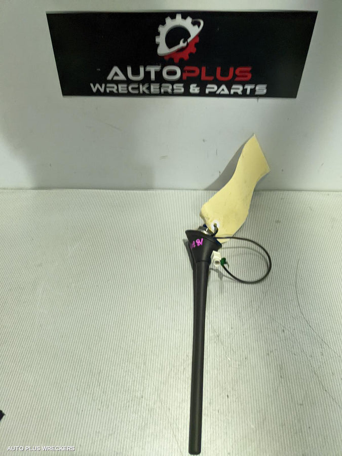 2010 Volkswagen Polo Antenna