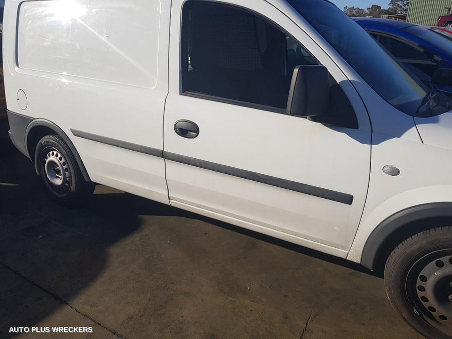 2005 Holden Barina Right Headlamp