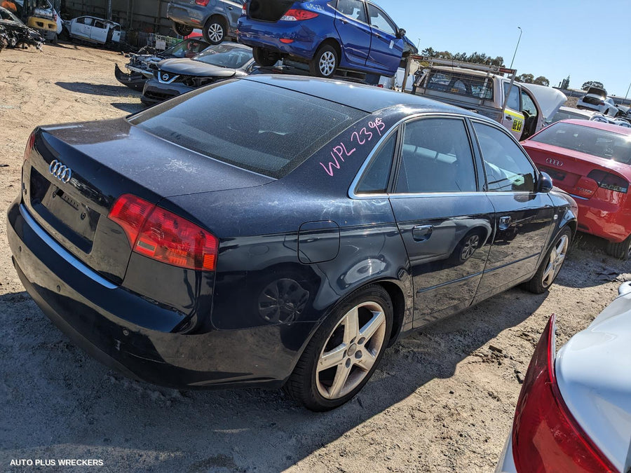 2006 Audi A4 Right Guard