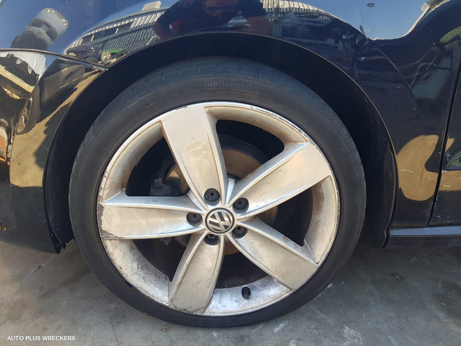 2012 Volkswagen Polo Right Door Mirror