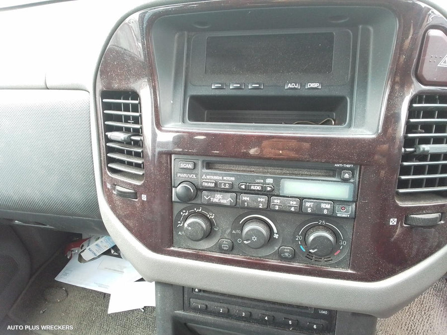 2000-2002 Mitsubishi Pajero Left Front Door