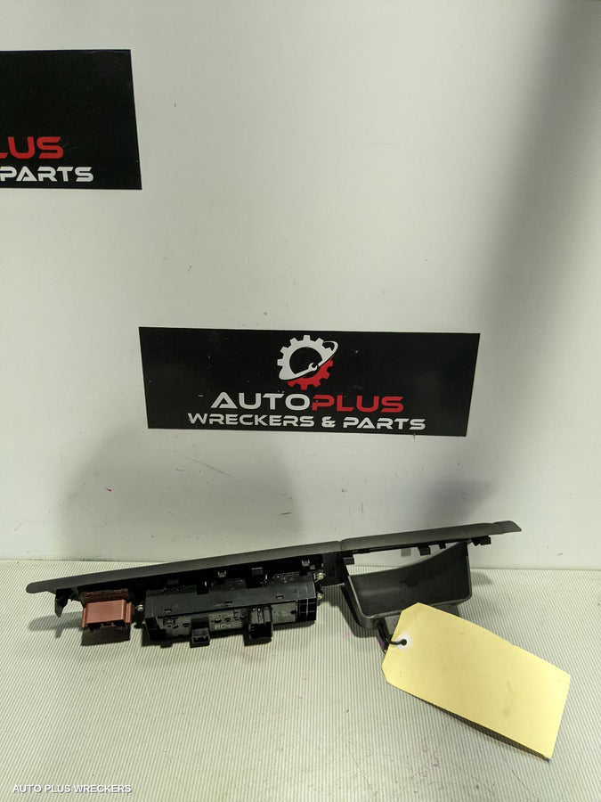 2018 Mitsubishi Asx Pwr Dr Wind Switch