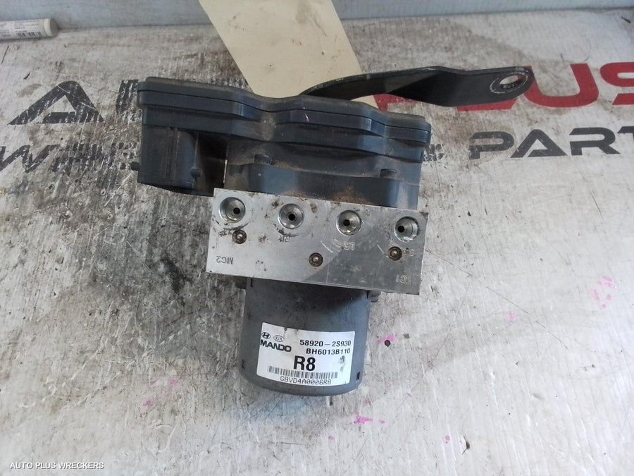 2009-2016 Hyundai Ix35 Abs Pump Modulator