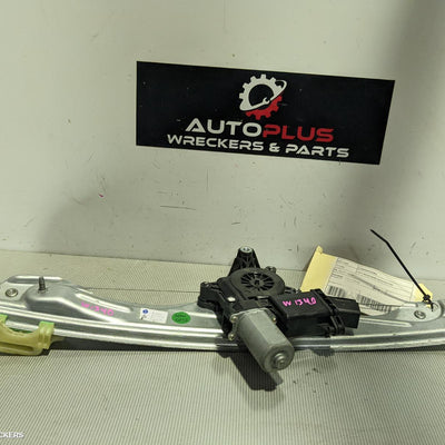 2017-2020 Holden Commodore Left Rear Wnd Reg Motor
