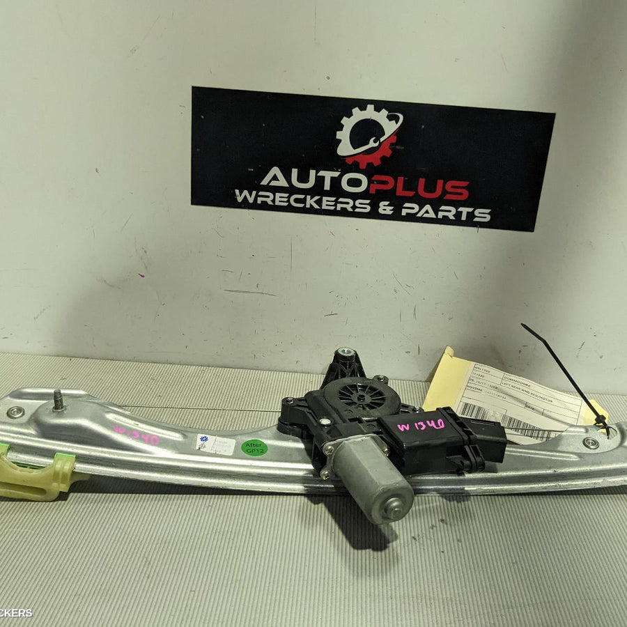 2017-2020 Holden Commodore Left Rear Wnd Reg Motor