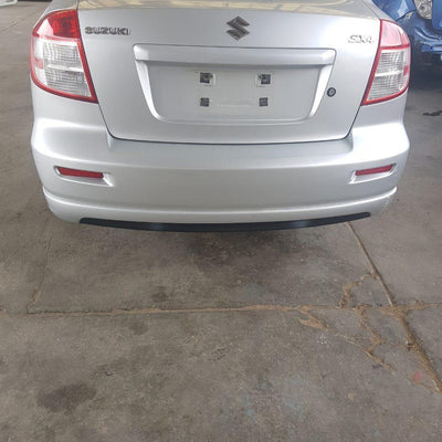2008 Suzuki Sx4 Left Rear Door Sliding