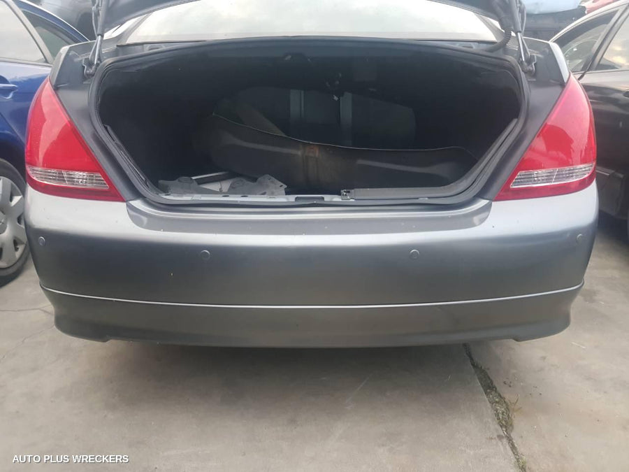 2005 Nissan Maxima Left Taillight