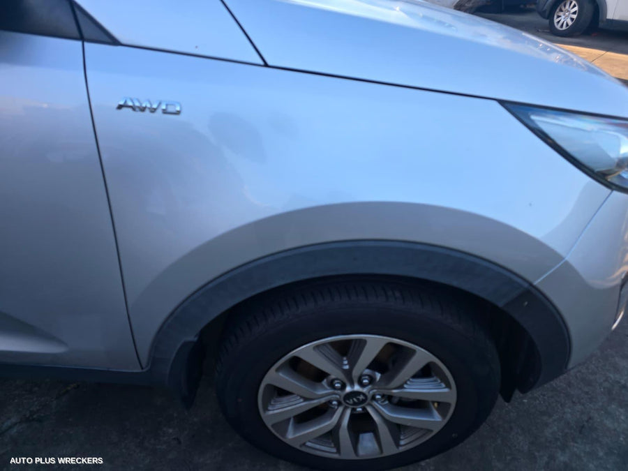 2013-2015 Kia Sportage Right Rear 1 4 Door Glass