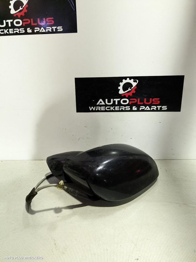 2006 Nissan Tiida Right Door Mirror