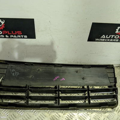 2013 Ford Focus Grille