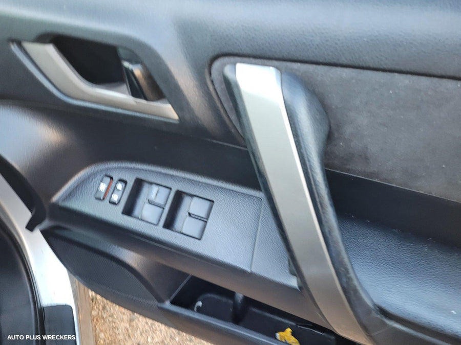 2010 Toyota Kluger Radio Cd Dvd Sat Tv