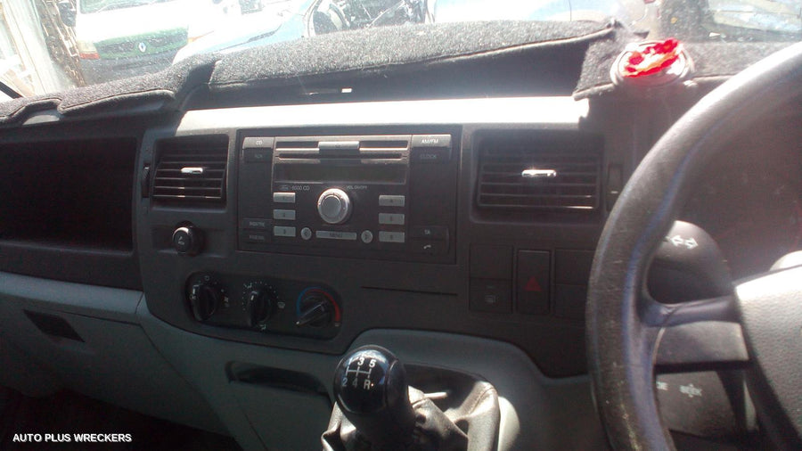 2009 Ford Transit Left Front Door