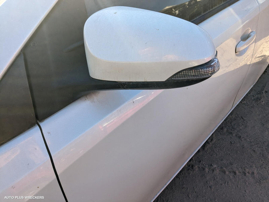 2016 Toyota Corolla Left Taillight