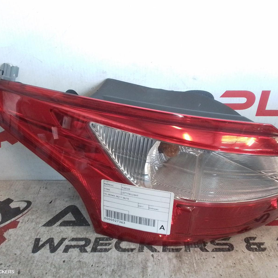 2011-2015 Ford Focus Left Taillight
