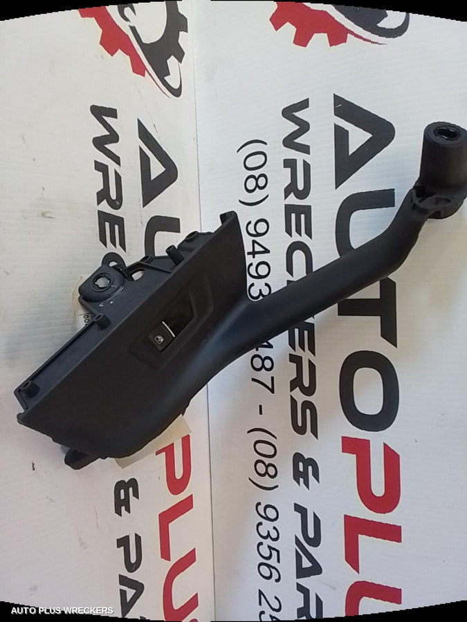 2015-2023 Volkswagen Passat Pwr Dr Wind Switch