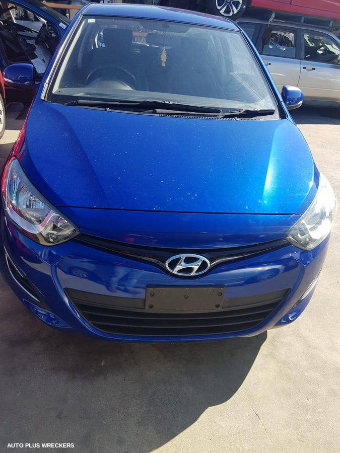 2015 HYUNDAI I20 RIGHT FRONT DOOR WINDOW