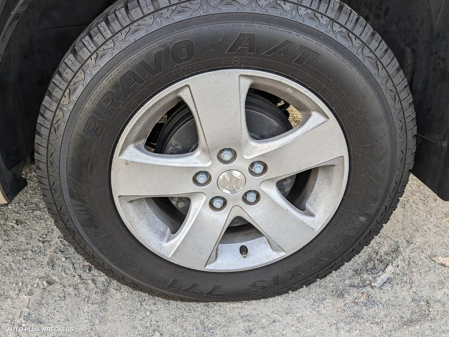 2006 Suzuki Vitara Left Guard