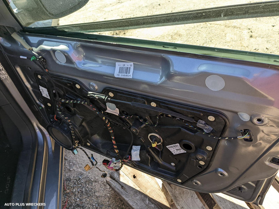 2009 Volkswagen Golf Right Taillight