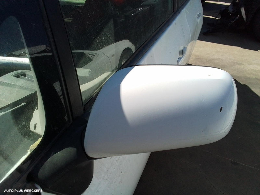 2007 Toyota Corolla Left Front Door