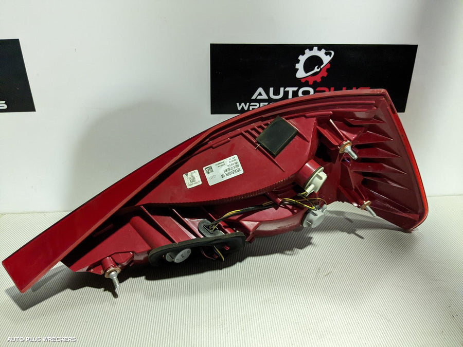 2009-2017 Audi Q5 Right Taillight