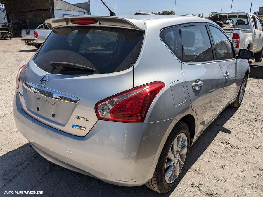 2013 NISSAN PULSAR LEFT FRONT DOOR