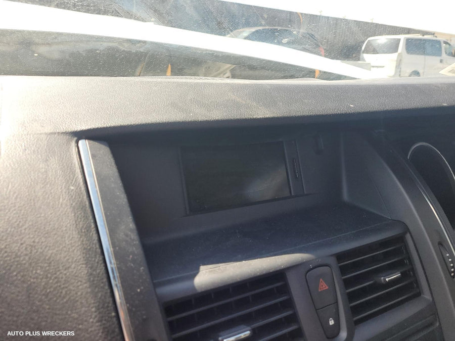 2011 Renault Latitude Left Rear Door Sliding