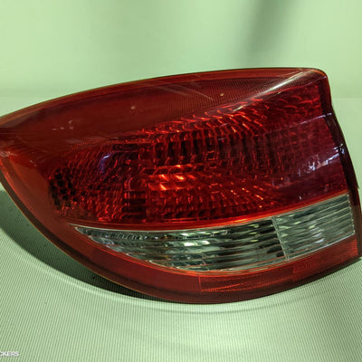 2004 Kia Rio Left Taillight