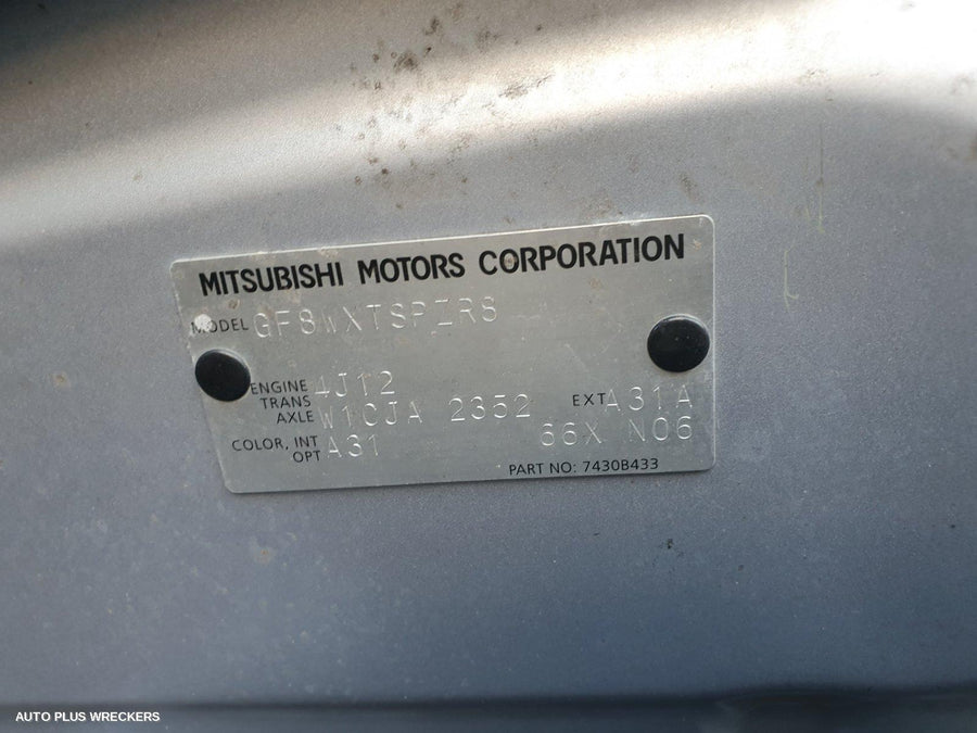 2013 Mitsubishi Outlander Door Boot Gate Lock