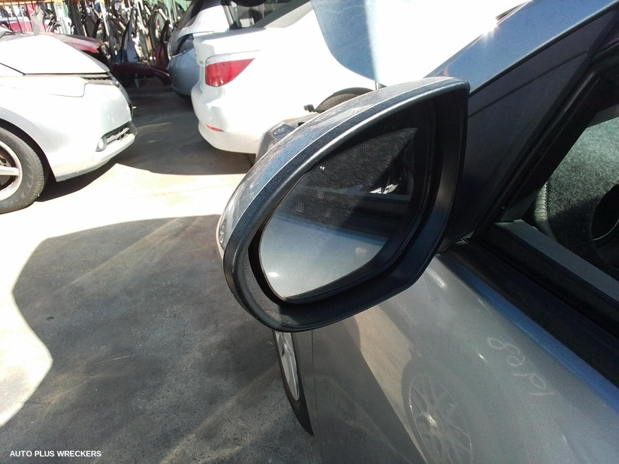 2013 Mazda 3 Alternator