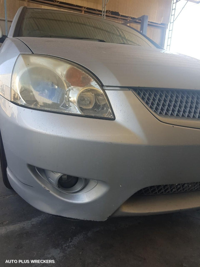 2005 Mitsubishi 380 Left Front Window Reg Motor