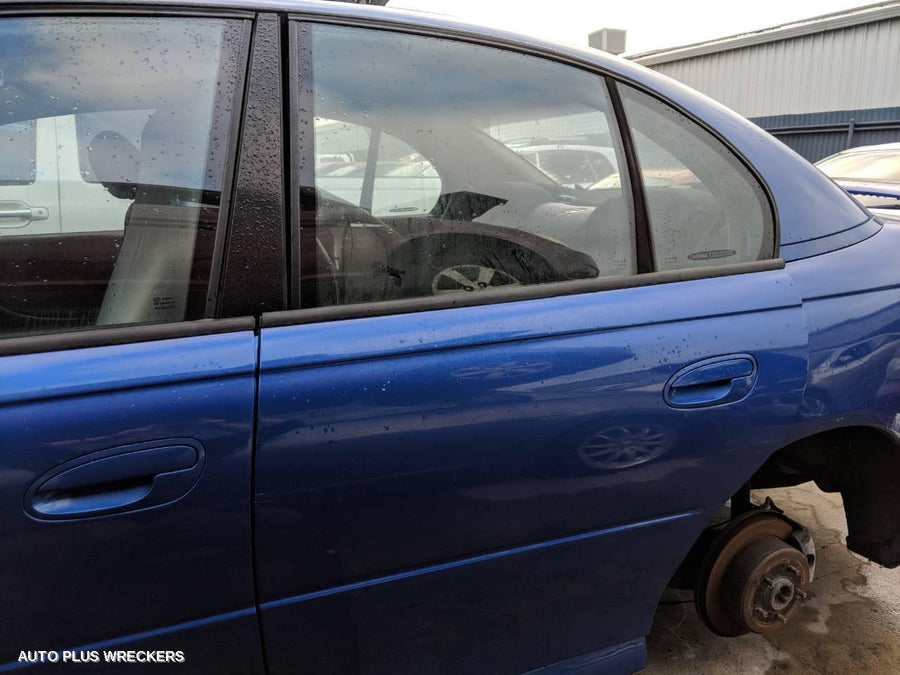 2004 Holden Commodore Left Door Mirror