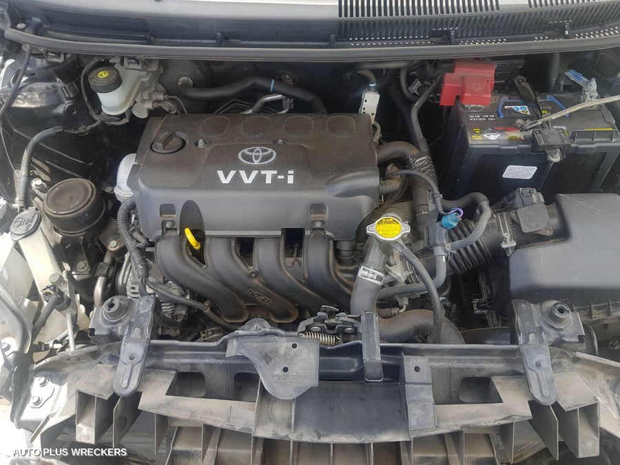 2006 Toyota Yaris Right Front Window Reg Motor