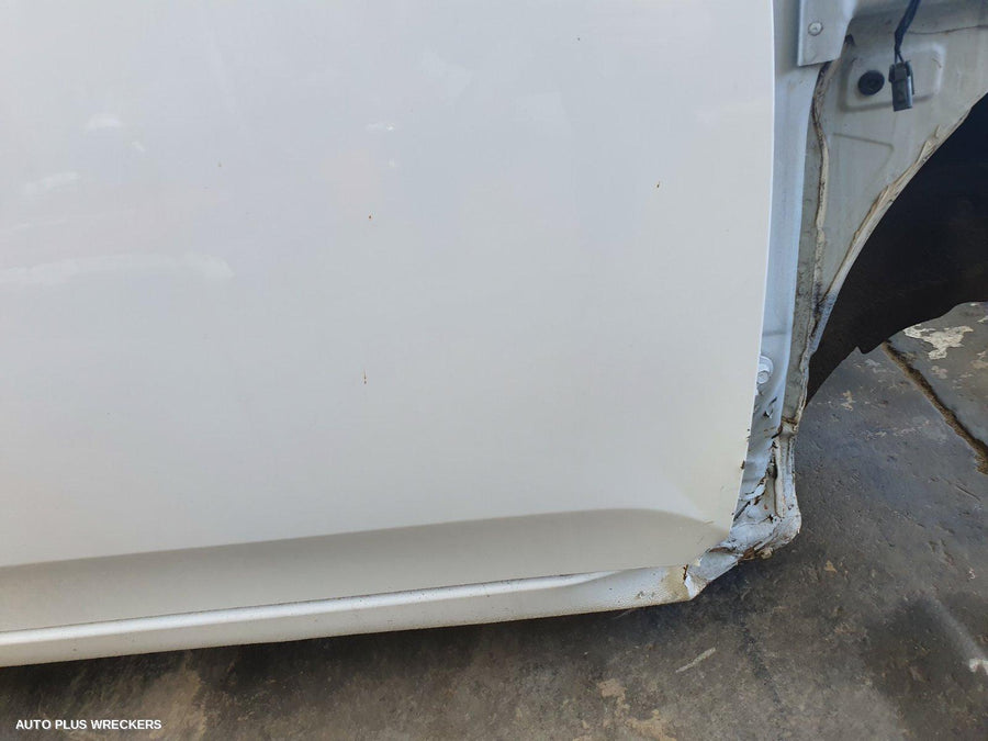 2010 Kia Cerato Right Front Door