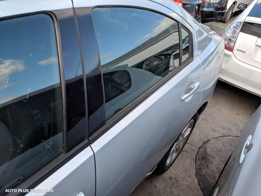 2006 Mitsubishi 380 Ignition W  Key