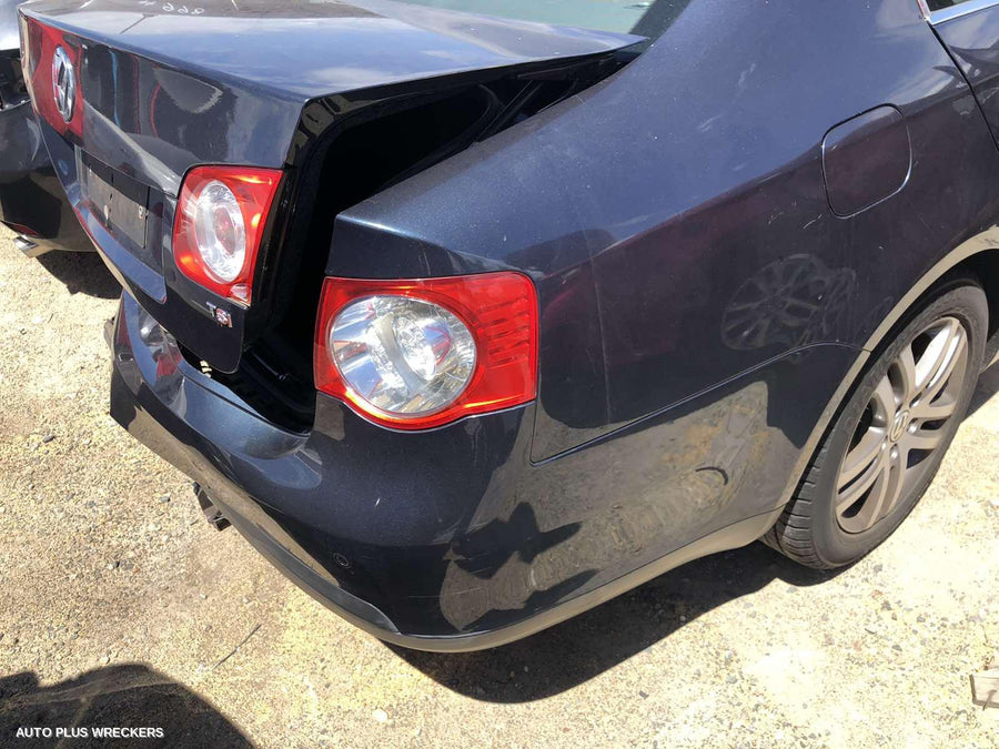 2009 Volkswagen Jetta Right Front Window Reg Motor