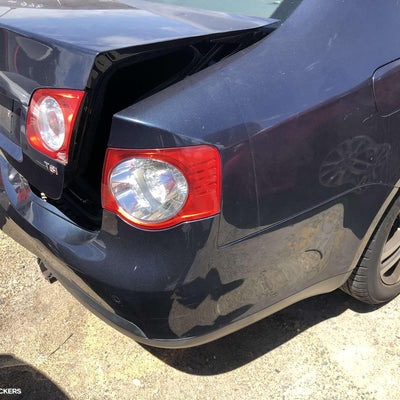 2009 Volkswagen Jetta Right Front Door
