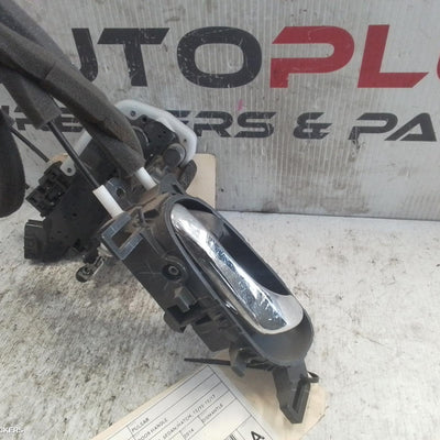2012-2017 Nissan Pulsar Door Handle