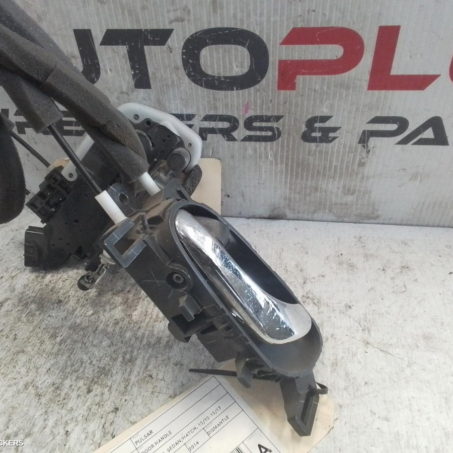 2012-2017 Nissan Pulsar Door Handle