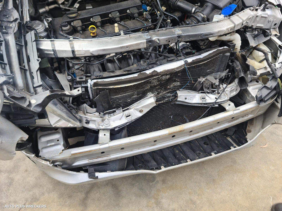 2011 Ford Mondeo Right Front Door