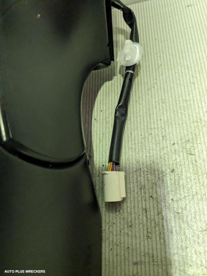 2017 Toyota Landcruiser Right Door Mirror