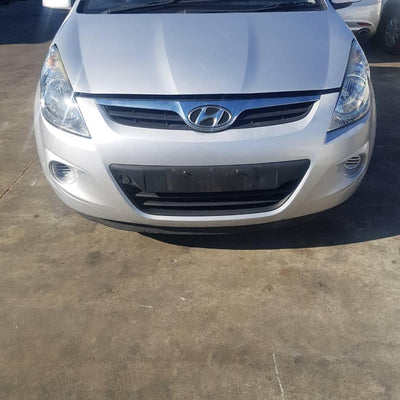 2010-2012 Hyundai I20 Right Guard