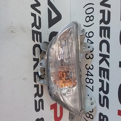 2013-2016 Mazda 3 Right Indicator Fog Side