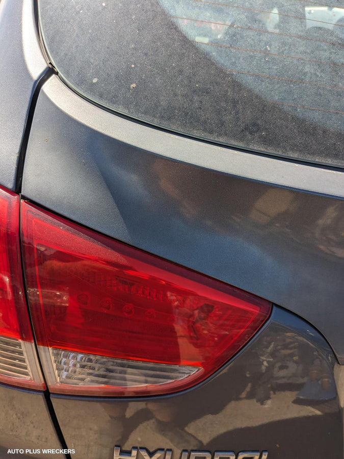 2012 Hyundai Ix35 Right Front Door Window