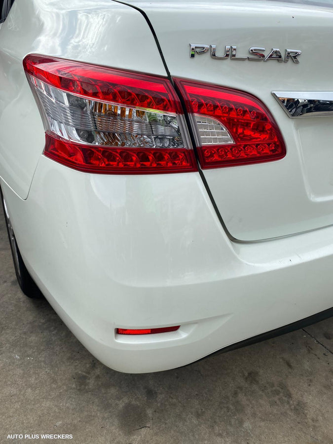 2013 Nissan Pulsar Right Door Mirror