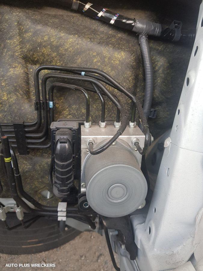 2017 Toyota Rav4 Abs Pump Modulator