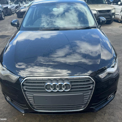2010-2015 Audi A1 Left Taillight